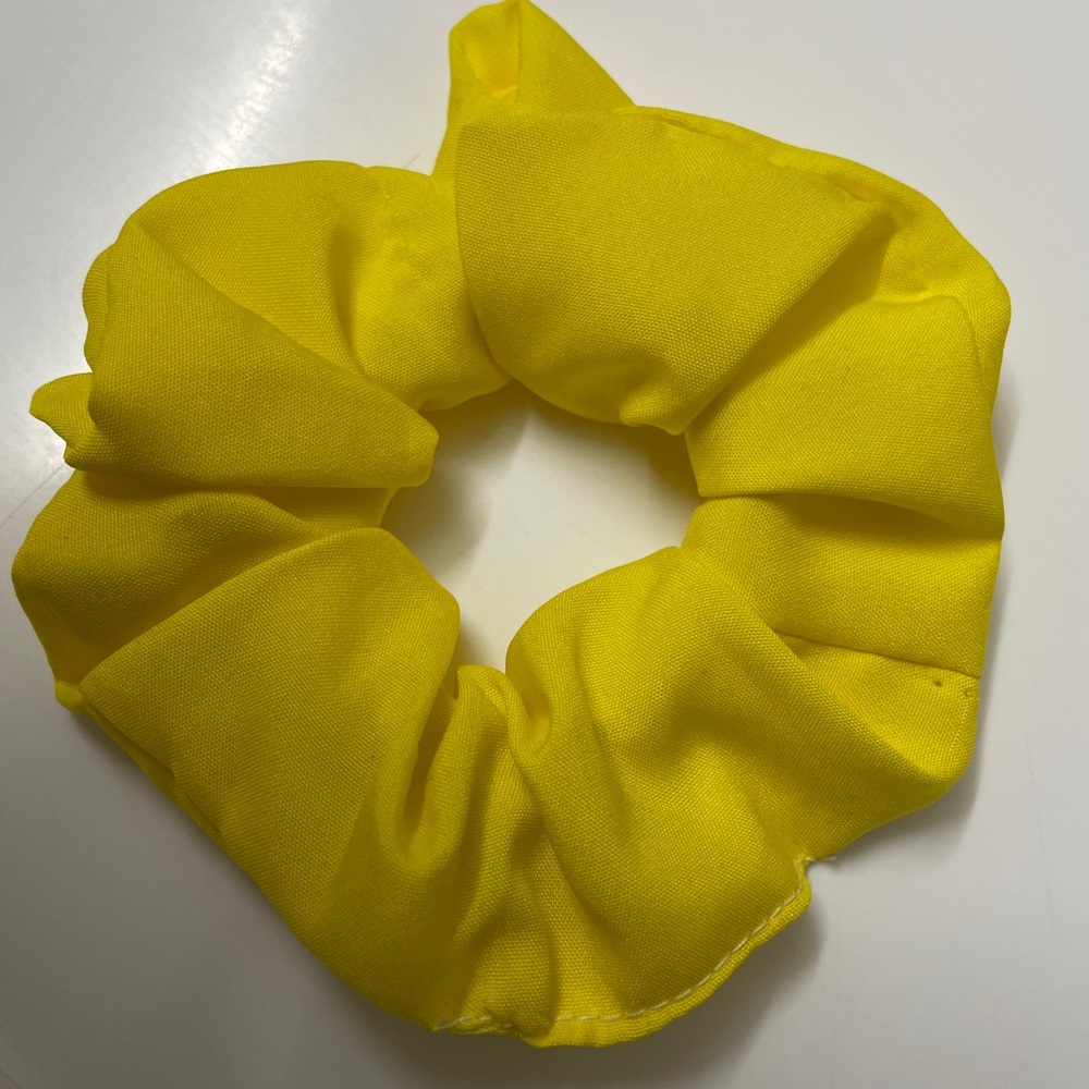 Ice cream scrunchies combo 😻 - Picture 4 of 4